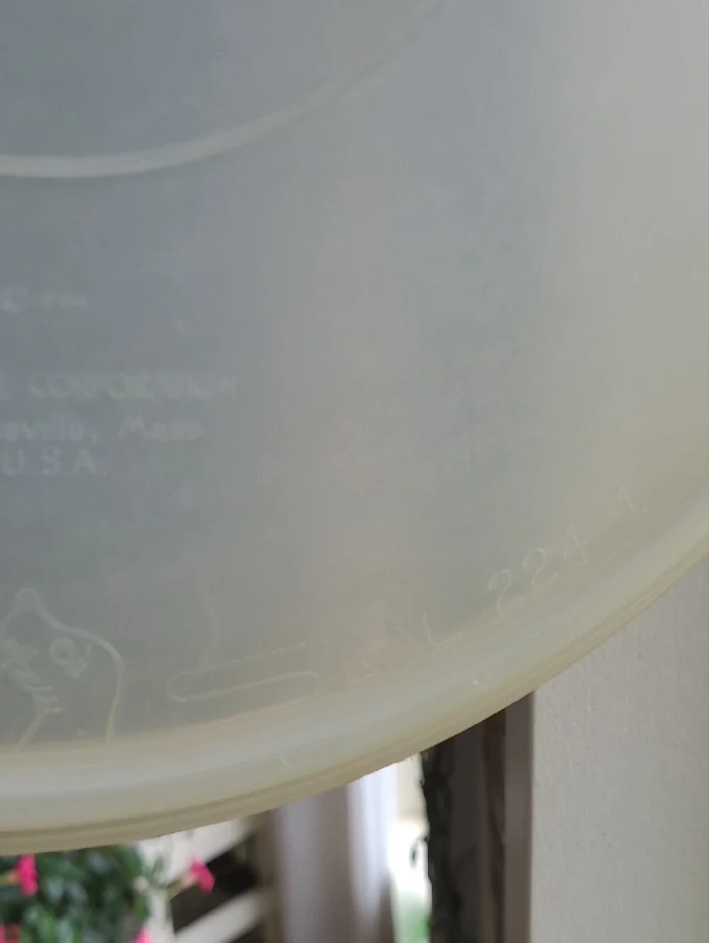 1954 Tupperware Bowl with Lid 13